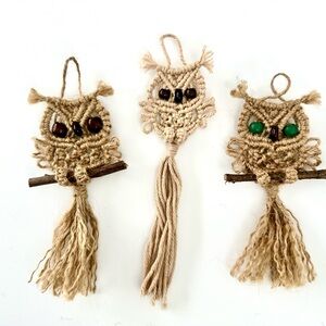 Miniature macrame owls in various colors and sizes. Handmade w love unique gifts
